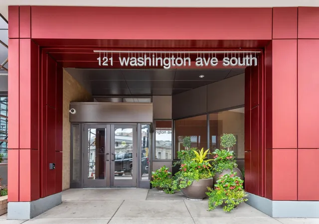 Photo 3 of Condo for sale at 121 Washington Ave S #702, Minneapolis, MN 55401 | MLS# 7147603 | Listing updated on 2026-09-29