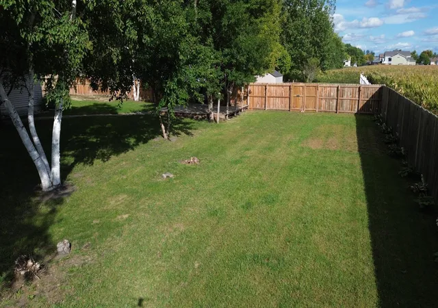 Photo 3 of Single family home for sale at 604 10th Avenue SE, Barnesville, MN 56514 | MLS# 7147606 | Listing updated on 2026-09-22