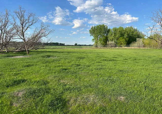Photo 2 of Single family home for sale at 1582 Ne Freedom Ave, Manvel, ND 58256 | MLS# 7147612 | Listing updated on 2026-09-30