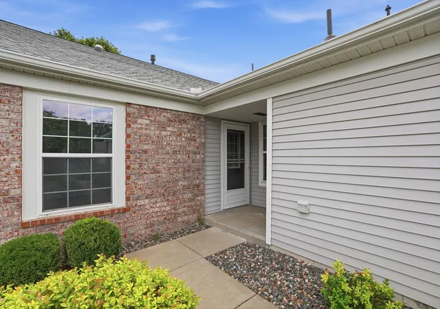 Photo 3 of Single family home for sale at 7966 Pinnacle Ave NE, Elk River, MN 55330 | MLS# 7147619 | Listing updated on 2026-09-22