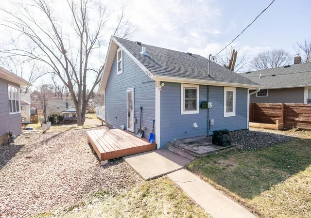 Photo 3 of Single family home for sale at 2047 Nokomis Ave, Saint Paul, MN 55119 | MLS# 7147632 | Listing updated on 2026-10-14