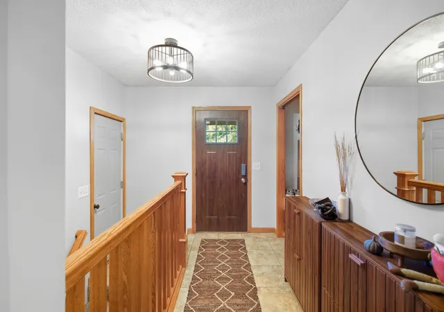 Photo 3 of Single family home for sale at 14 Renann Ct, North Mankato, MN 56003 | MLS# 7147639 | Listing updated on 2026-09-23