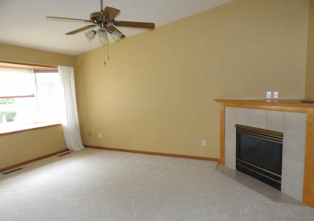 Photo 4 of Single family home for sale at 2004 16th Street SW, Austin, MN 55912 | MLS# 7147645 | Listing updated on 2026-09-22