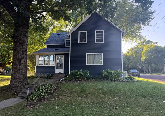 Photo 3 of Single family home for sale at 316 2nd Avenue N, Brownton, MN 55312 | MLS# 7147652 | Listing updated on 2026-09-22