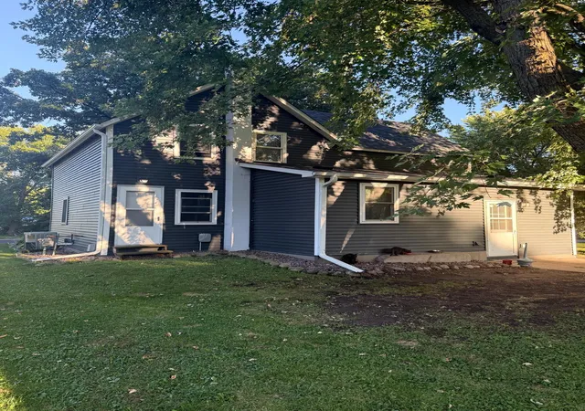 Photo 3 of Single family home for sale at 316 2nd Avenue N, Brownton, MN 55312 | MLS# 7147652 | Listing updated on 2026-09-22