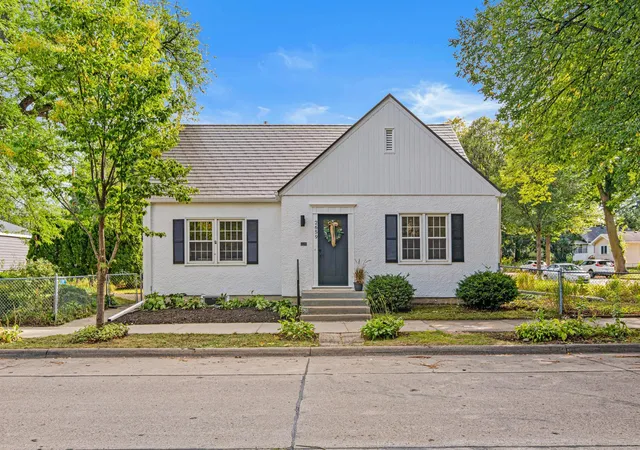 Photo 1 of Sale Pending at 2659 Mckinley St Ne, Minneapolis, MN 55418 | MLS# 7147662 | Listing updated on 2026-10-01