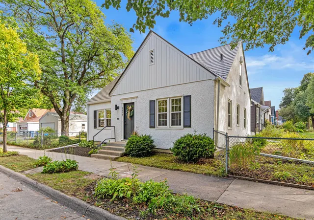 Photo 2 of Sale Pending at 2659 Mckinley St Ne, Minneapolis, MN 55418 | MLS# 7147662 | Listing updated on 2026-10-01