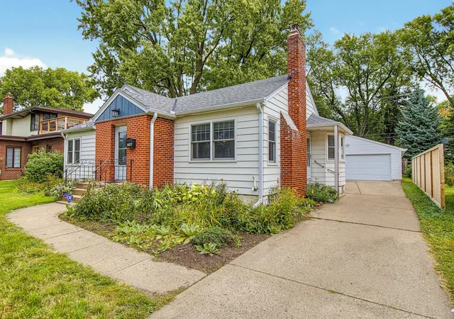 Photo 1 of Single family home for sale at 1796 Holton St, Saint Paul, MN 55113 | MLS# 7147668 | Listing updated on 2026-10-08