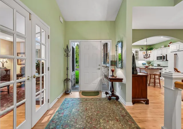 Photo 3 of Single family home for sale at 740 Widsten Cir, Wayzata, MN 55391 | MLS# 7147682 | Listing updated on 2026-09-22