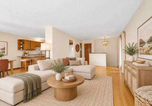 Listing Photo 5 - Condo for sale in building located at 1791 Morgan Ave, Saint Paul, MN 55116