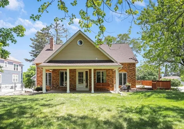 Multi family home for sale at 1598 E Shore Dr, Saint Paul, MN 55106 | MLS# 7147699