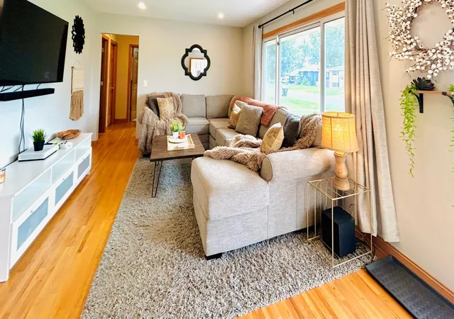 Photo 3 of Single family home for sale at 3631 Upper 149th St W, Rosemount, MN 55068 | MLS# 7147716 | Listing updated on 2026-10-21