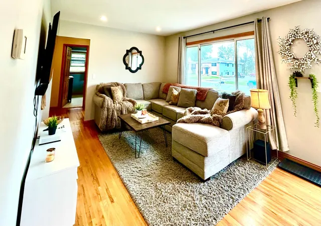 Photo 4 of Single family home for sale at 3631 Upper 149th St W, Rosemount, MN 55068 | MLS# 7147716 | Listing updated on 2026-10-21