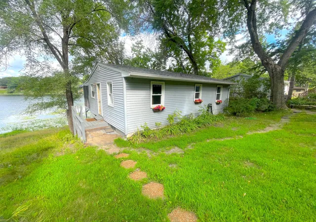 Photo 3 of Single family home for sale at 12139 Grant Ave Nw, Maple Lake, MN 55358 | MLS# 7147734 | Listing updated on 2026-10-23