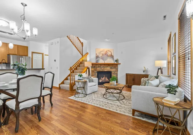Photo 3 of Single family home for sale at 1626 Woodlynn Ave #1, Saint Paul, MN 55109 | MLS# 7147777 | Listing updated on 2026-10-07