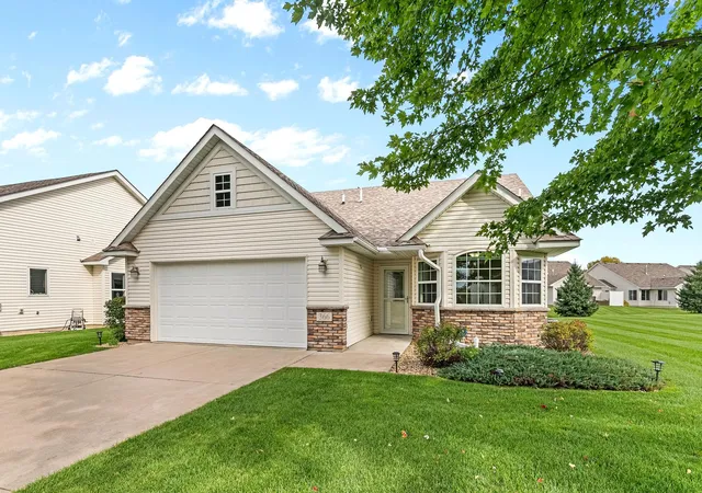 Photo 2 of Single family home for sale at 366 25th Lane Se, Cambridge, MN 55008 | MLS# 7147787 | Listing updated on 2026-10-06