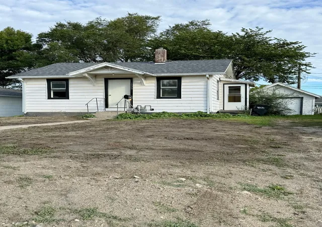 Single family home for sale at 1033 2nd Street SE, Valley City, ND 58072 | MLS# 7147792