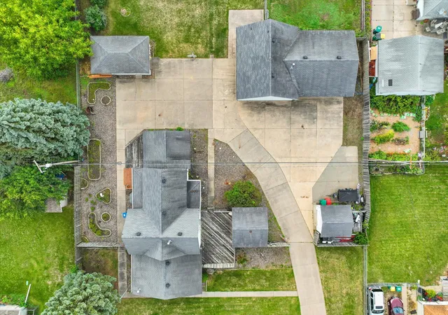 Photo 3 of Sale Pending at 8428 Portland Ave S, Minneapolis, MN 55420 | MLS# 7147794 | Listing updated on 2026-09-29