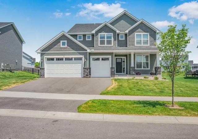 Photo 3 of Single family home for sale at 716 Longmeadow Ln, Waconia, MN 55387 | MLS# 7147809 | Listing updated on 2026-10-03