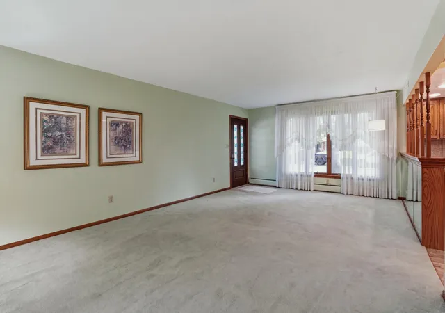 Photo 4 of Single family home for sale at 1614 19th Street NW, East Grand Forks, MN 56721 | MLS# 7147816 | Listing updated on 2026-09-22