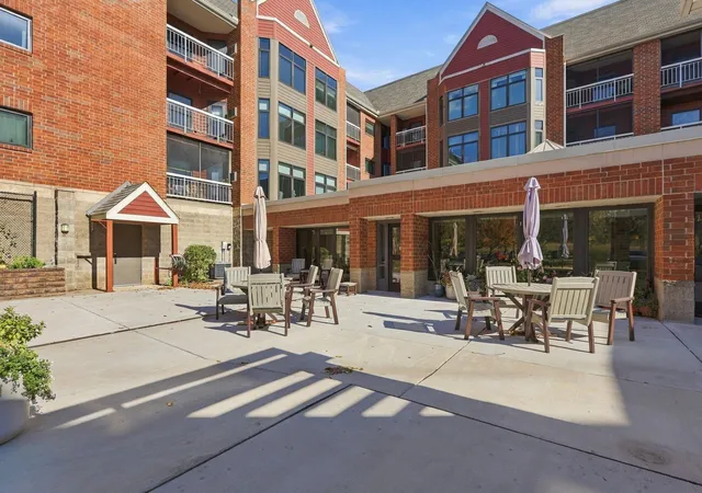 Photo 2 of Condo for sale at 500 County Rd B W #328, Saint Paul, MN 55113 | MLS# 7147828 | Listing updated on 2026-10-21