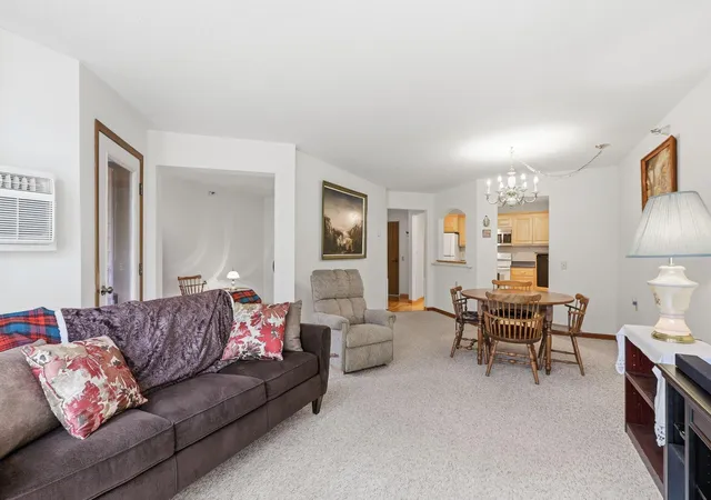 Photo 3 of Condo for sale at 500 County Rd B W #328, Saint Paul, MN 55113 | MLS# 7147828 | Listing updated on 2026-10-21