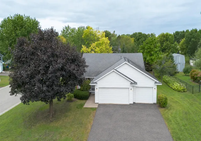 Photo 1 of Single family home for sale at 901 5th Avenue Nw, Buffalo, MN 55313 | MLS# 7147834 | Listing updated on 2026-10-07