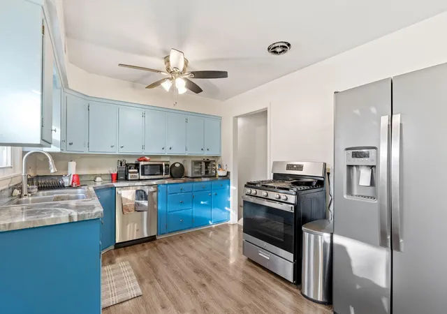 Photo 3 of Single family home for sale at 511 7th Avenue E, Shakopee, MN 55379 | MLS# 7147839 | Listing updated on 2026-10-19