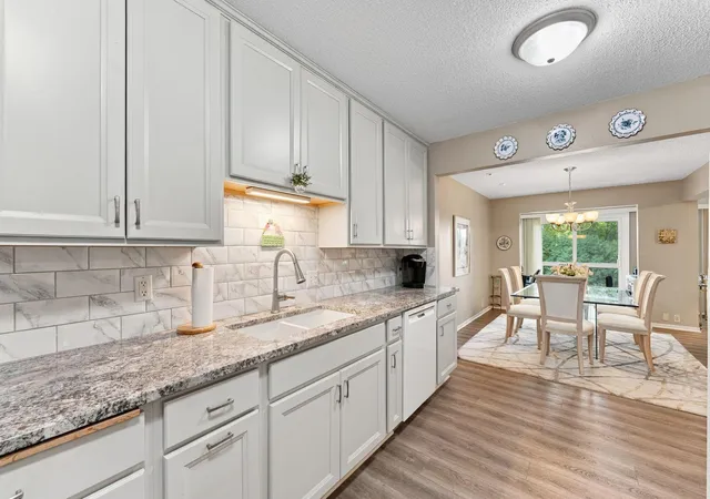 Photo 4 of Single family home for sale at 6121 Blake Ridge Rd, Minneapolis, MN 55436 | MLS# 7147843 | Listing updated on 2026-10-02