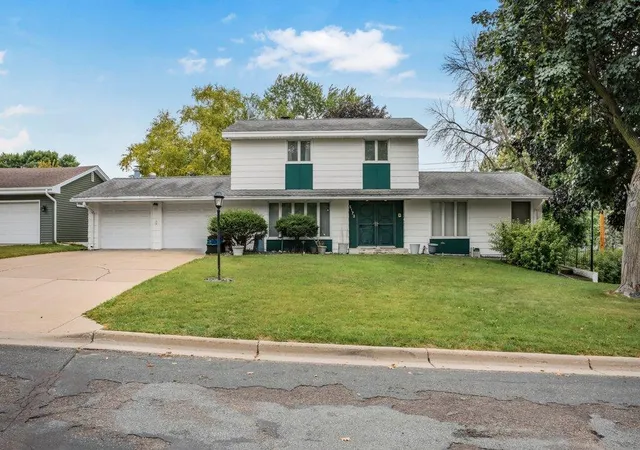 Photo 1 of Sale Pending at 5173 Lincoln St Ne, Minneapolis, MN 55421 | MLS# 7147845 | Listing updated on 2026-10-05