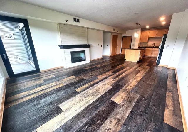 Condo for sale at 284 Spring St #311, Saint Paul, MN 55102 | MLS# 7147848 | Listing updated on 2026-09-21