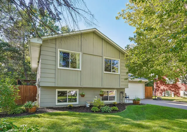 Photo 3 of Single family home for sale at 13118 Jackson St Ne, Minneapolis, MN 55434 | MLS# 7147854 | Listing updated on 2026-09-29