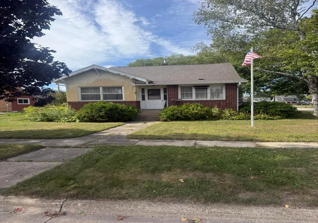 Photo 1 of Single family home for sale at 500 2nd Avenue, Wanamingo, MN 55983 | MLS# 7147860 | Listing updated on 2026-09-23