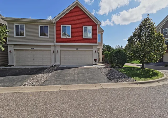 Photo 3 of Single family home for sale at 2716 135th Street W, Rosemount, MN 55068 | MLS# 7147868 | Listing updated on 2026-10-09