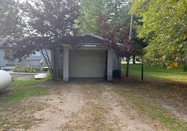 Photo 3 of Single family home for sale at 205 2nd Street, Shelly, MN 56581 | MLS# 7147876 | Listing updated on 2026-09-24