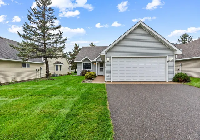 Photo 1 of Single family home for sale at 2516 Crestview Ln, Brainerd, MN 56401 | MLS# 7147882 | Listing updated on 2026-10-07