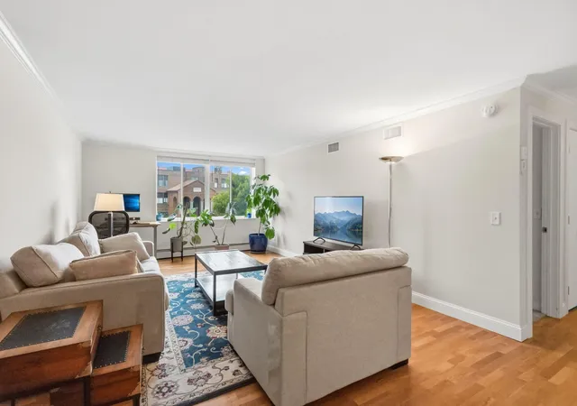 Photo 2 of Condo for sale at 2800 W 44th Street #201, Minneapolis, MN 55410 | MLS# 7147886 | Listing updated on 2026-10-01
