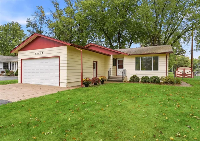 Photo 1 of Single family home for sale at 20480 Idalia Ave, Lakeville, MN 55044 | MLS# 7147902 | Listing updated on 2026-10-05