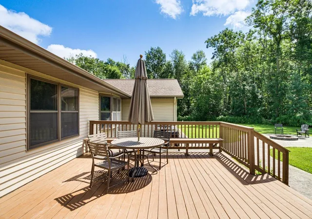 Photo 3 of Single family home for sale at 10225 State Hwy 27, Onamia, MN 56359 | MLS# 7147915 | Listing updated on 2026-10-07