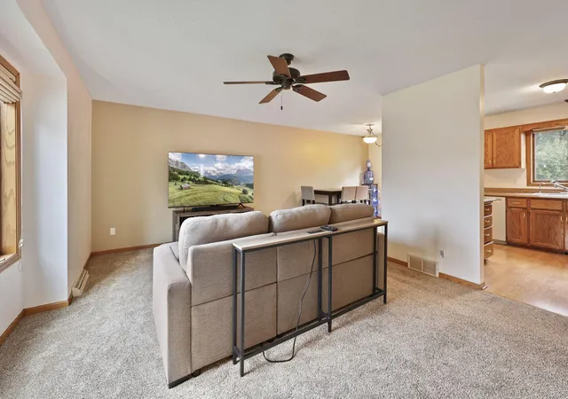 Photo 3 of Single family home for sale at 813 7th Avenue N, Sauk Rapids, MN 56379 | MLS# 7147919 | Listing updated on 2026-10-08