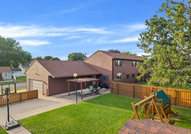 Photo 43 of Single family home for sale at 109 S Winnebago St, Caledonia, MN 55921 | MLS# 7147931 | Listing updated on 2026-10-06