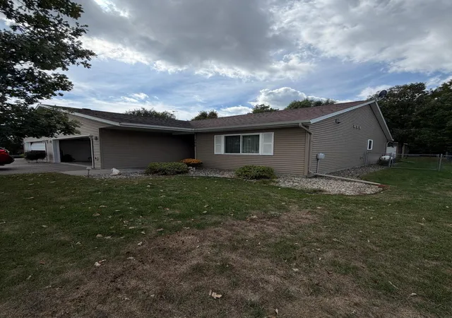 Photo 1 of Townhouse for sale at 705 Maple Ave, Park Rapids, MN 56470 | MLS# 7147939 | Listing updated on 2026-09-21