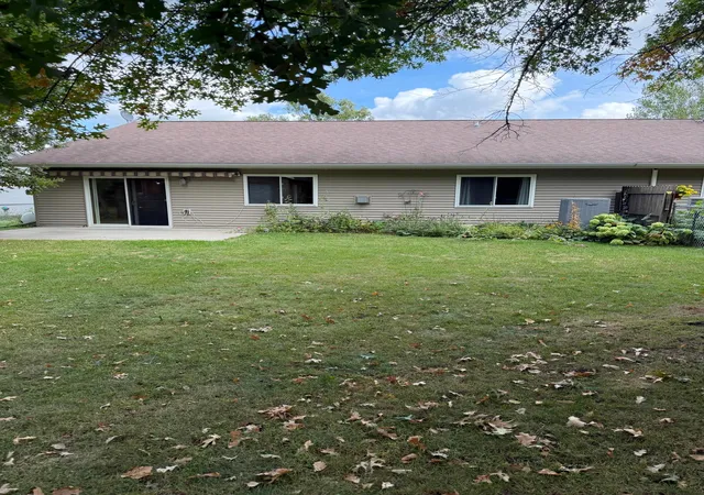 Photo 3 of Townhouse for sale at 705 Maple Ave, Park Rapids, MN 56470 | MLS# 7147939 | Listing updated on 2026-09-21