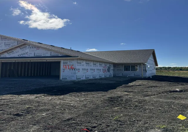 Photo 3 of Single family home for sale at 416 5th Street W, Maple Lake, MN 55358 | MLS# 7147955 | Listing updated on 2026-09-23