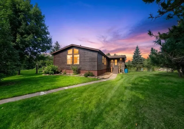 Photo 1 of Single family home for sale at 175 W Stark Rd, Esko, MN 55733 | MLS# 7147983 | Listing updated on 2026-10-07