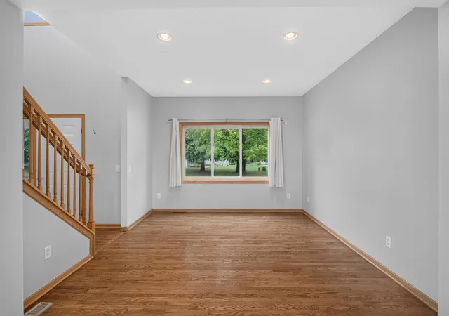 Photo 4 of Single family home for sale at 19851 Executive Path, Farmington, MN 55024 | MLS# 7147986 | Listing updated on 2026-09-24