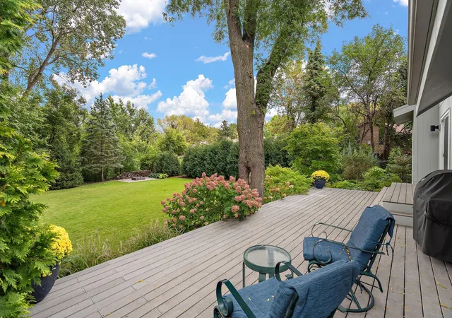 Photo 2 of Single family home for sale at 7303 Green Ridge Dr, Eden Prairie, MN 55346 | MLS# 7148025 | Listing updated on 2026-10-01