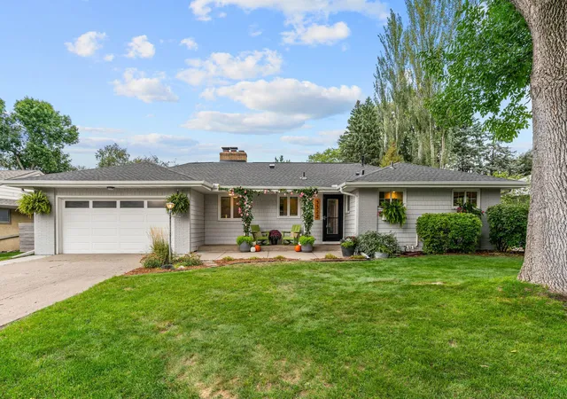 Photo 2 of Sale Pending at 3322 Belden Dr Ne, Minneapolis, MN 55418 | MLS# 7148029 | Listing updated on 2026-10-02