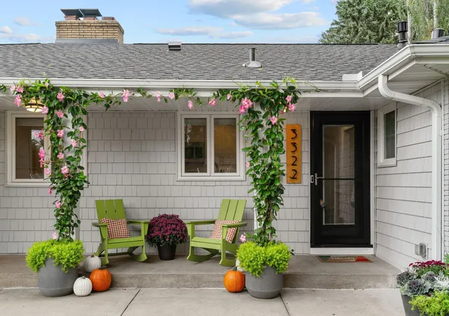 Photo 3 of Sale Pending at 3322 Belden Dr NE, Minneapolis, MN 55418 | MLS# 7148029 | Listing updated on 2026-10-02