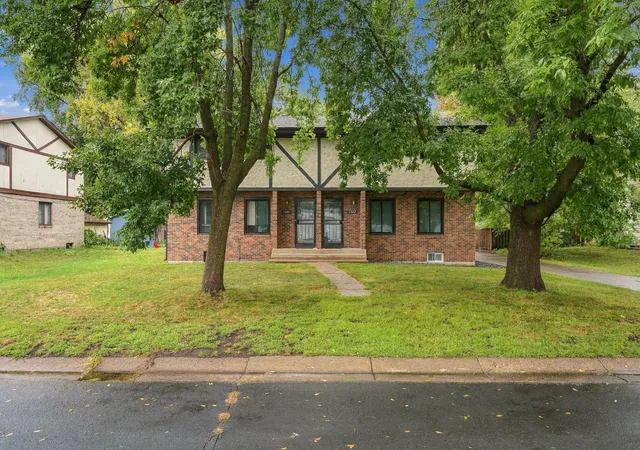 Photo 1 of Sale Pending at 1321 Fireside Dr Ne, Minneapolis, MN 55432 | MLS# 7148030 | Listing updated on 2026-10-06